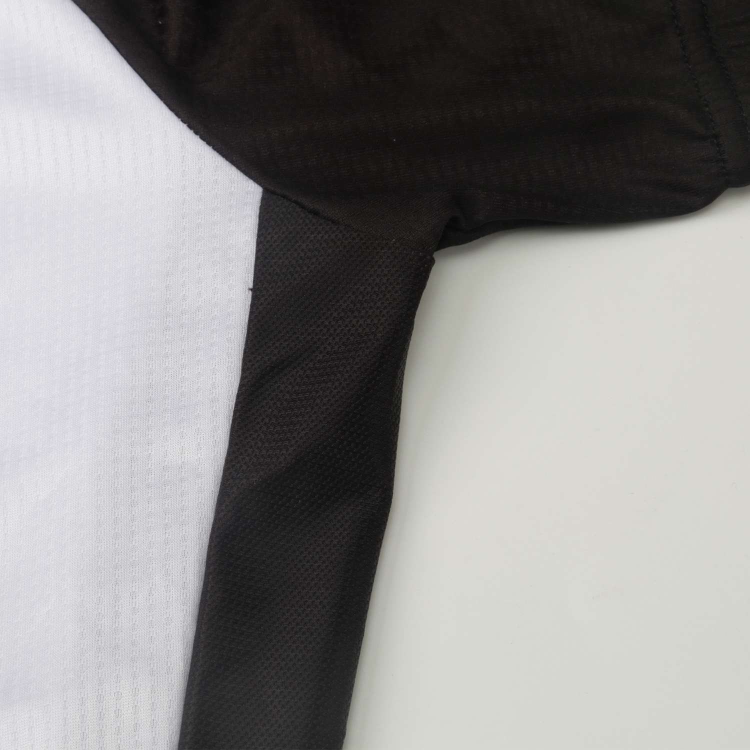 Customizable Lightweight Seamless Cycling Jerseys for Men Bike Jersey with Branded Logo Print Plus Size Set